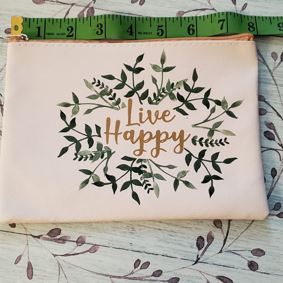 ☘️🌿Beautiful multi use case! 💄 🖋️✏️ 🧳 - Picture 2 of 3